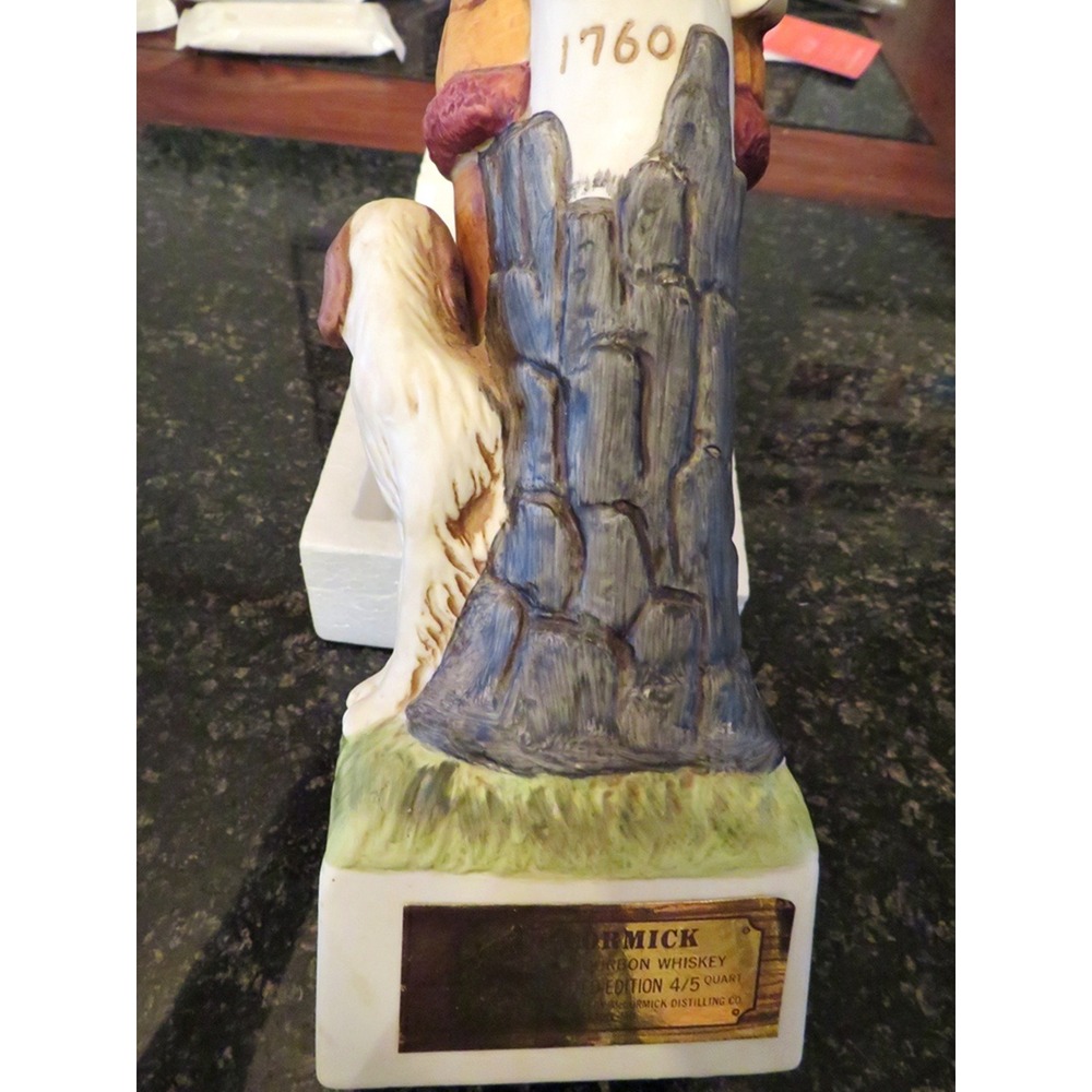 Vintage McCormick Daniel Boone Bourbon Whiskey Decanter w/ Box 86 Proof‎ Empty - Picture 9 of 16